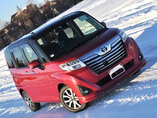 2017 Toyota Roomy I, красный, 1255000 рублей, вид 3