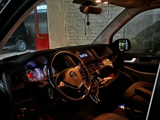 2017 Volkswagen Caravelle T6, чёрный, 2500000 рублей, вид 4