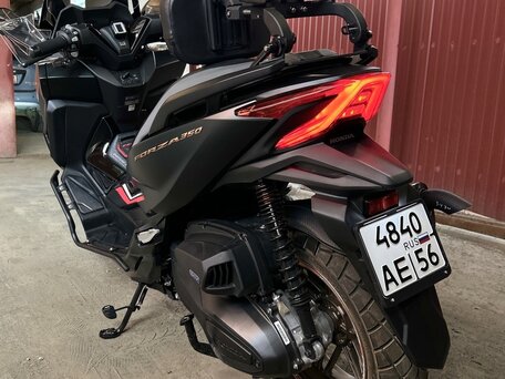 2023 Honda Forza, чёрный, 800000 рублей, вид 4
