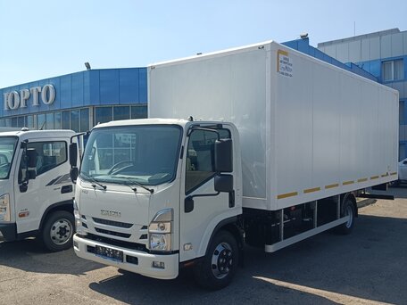 2023 Isuzu Elf (N-series), белый, 8500000 рублей, вид 3