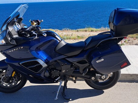 2013 Triumph Trophy 1200, синий, 680000 рублей, вид 3