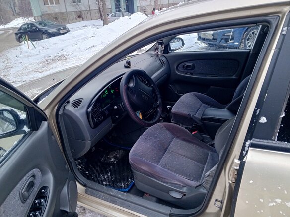 2007 Kia Spectra I Рестайлинг 2, бежевый, 420000 рублей - вид 7