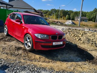 2008 BMW 1 серии 116i I (E81/E82/E87/E88) Рестайлинг, красный, 650000 рублей, вид 4