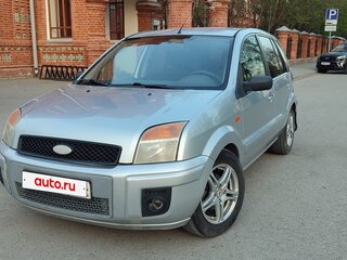 2007 Ford Fusion I Рестайлинг, серебристый, 440000 рублей, вид 3
