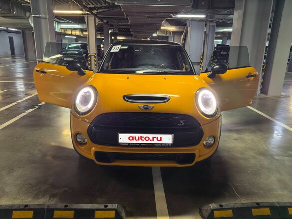 2016 Mini Hatch Cooper S III (F55/F56), оранжевый, 1550000 рублей