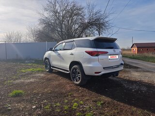 2020 Toyota Fortuner II Рестайлинг, белый, 4150000 рублей, вид 5