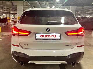 2020 BMW X1 20i xDrive II (F48) Рестайлинг, белый, 3100000 рублей, вид 5
