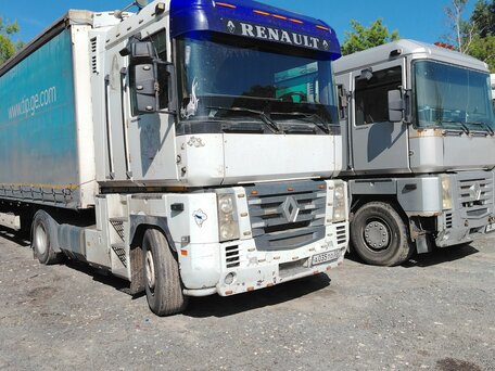2003 Renault Magnum, белый, 2000000 рублей, вид 1