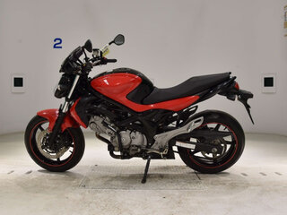 2013 Suzuki SFV 650 Gladius, красный, 550000 рублей, вид 3
