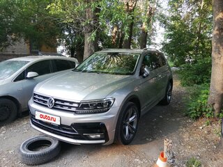 2019 Volkswagen Tiguan II, серый, 2650000 рублей, вид 1
