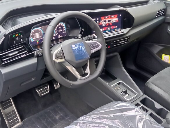 2026 Volkswagen Caddy Maxi V, чёрный, 5550000 рублей - вид 7