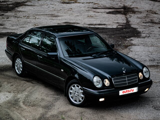 1997 Mercedes-Benz E-Класс 320 II (W210, S210), синий, 1850000 рублей, вид 1