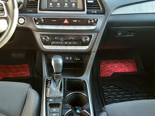 2018 Hyundai Sonata VII (LF) Рестайлинг, чёрный, 1850000 рублей, вид 5