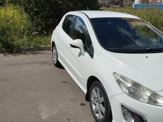 2011 Peugeot 308 I Рестайлинг, белый, 400000 рублей, вид 1