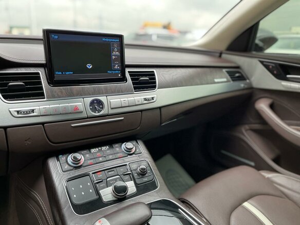 2013 Audi A8 Long III (D4) Рестайлинг, чёрный - вид 18