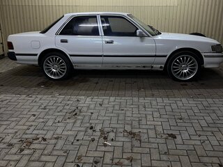 1989 Toyota Mark II VI (X80), белый, 100000 рублей, вид 3