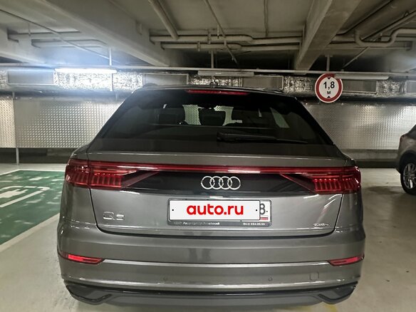 2020 Audi Q8 45 TDI I (4M), серый, 7844000 рублей - вид 3