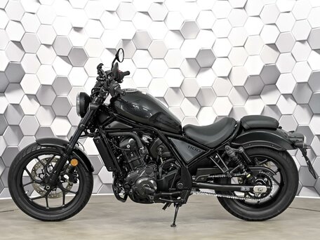 2022 Honda CMX 1100 Rebel, серый, 1099000 рублей, вид 4