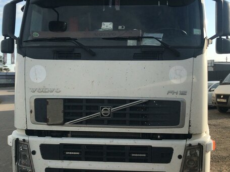 2004 Volvo FH, белый, 6100000 рублей, вид 2