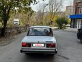 2000 Lada (ВАЗ) 2105, белый, 98000 рублей - вид 4