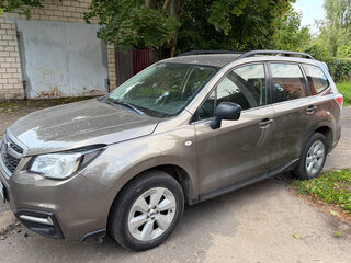 2017 Subaru Forester IV Рестайлинг 2, серый, 1900000 рублей, вид 1