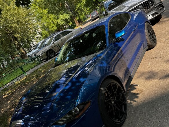 2018 Ford Mustang VI Рестайлинг, синий, 2500000 рублей - вид 5
