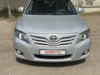 2011 Toyota Camry VI (XV40) Рестайлинг, серебристый, 1250000 рублей, вид 2