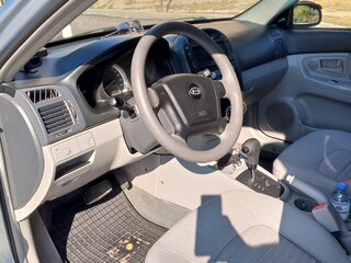 2007 Kia Cerato I Рестайлинг, серебристый, 600000 рублей, вид 5