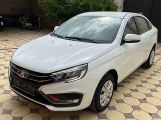 2024 Lada (ВАЗ) Vesta I Рестайлинг (NG), белый, 1470000 рублей, вид 1