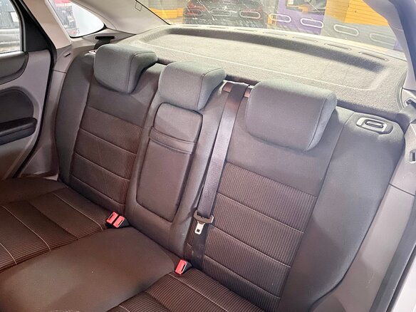 2008 Ford Focus II Рестайлинг, серебристый, 410000 рублей - вид 6