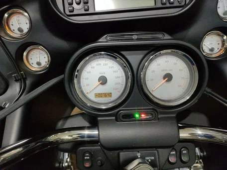 2006 Harley-Davidson Road Glide, серый, 899000 рублей, вид 5