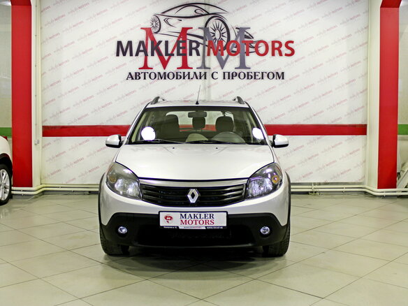 2014 Renault Sandero Stepway I, серебристый - вид 1