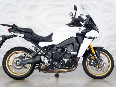 2023 Yamaha Tracer 9, белый, 1377000 рублей, вид 1