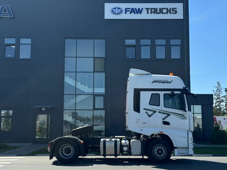 2024 FAW J7, белый, 8600000 рублей, вид 5