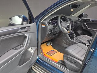 2023 Volkswagen Tiguan II Рестайлинг, голубой, 2380444 рублей, вид 5