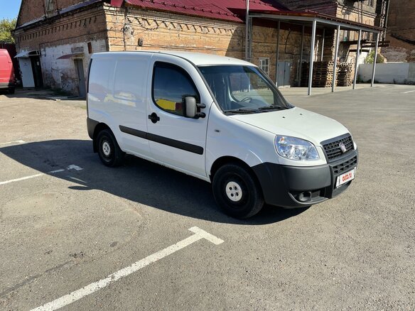 2015 Fiat Doblo I Рестайлинг, белый - вид 1