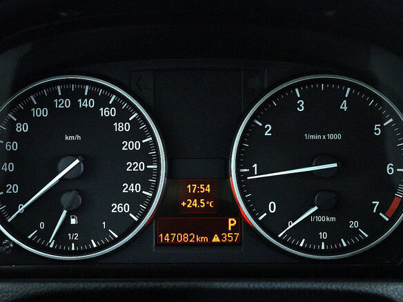 2011 BMW 3 серии 318i V (E90/E91/E92/E93) Рестайлинг, красный - вид 11