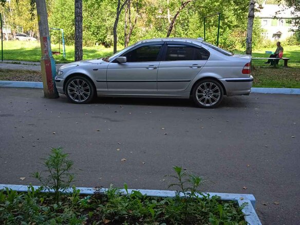 2002 BMW 3 серии 325xi IV (E46) Рестайлинг, серебристый, 800000 рублей