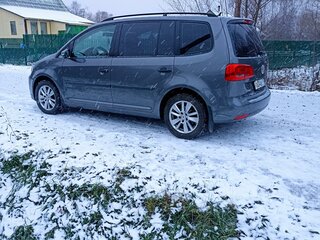 2012 Volkswagen Touran I Рестайлинг 2, серый, 1000000 рублей, вид 3