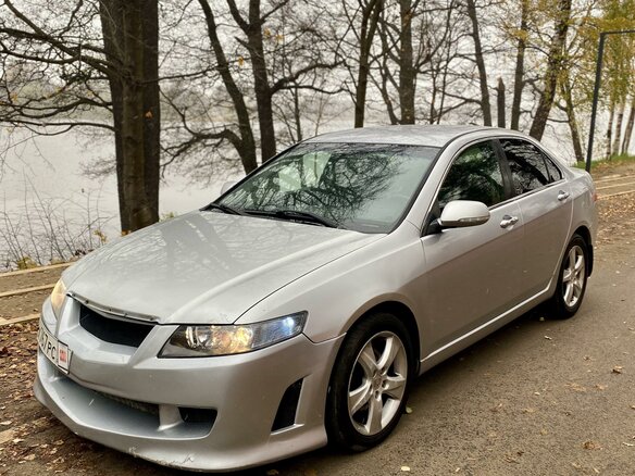 2003 Honda Accord Sport VII, серебристый - вид 1