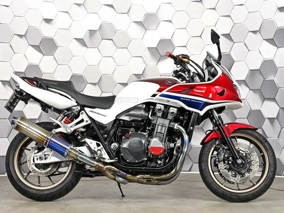 2017 Honda CB 1300, белый, 899000 рублей - вид 2