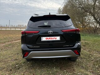 2024 Toyota Highlander IV (XU70), чёрный, 4910000 рублей, вид 4