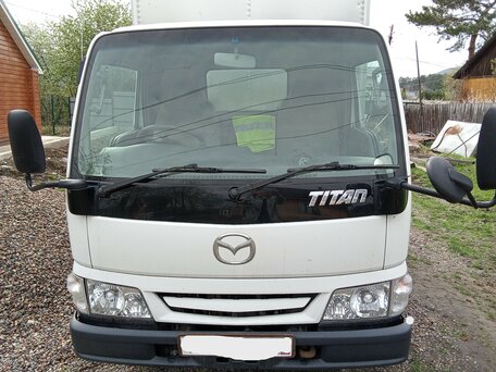 2003 Mazda Titan, белый, 2600000 рублей, вид 2