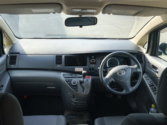 2010 Toyota ISis I Рестайлинг, серый, 959000 рублей - вид 8