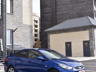 2012 Hyundai Solaris I, синий, 795000 рублей, вид 4