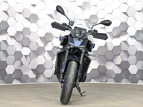 2024 Yamaha MT-09 (FZ-09), синий, 1179000 рублей - вид 4