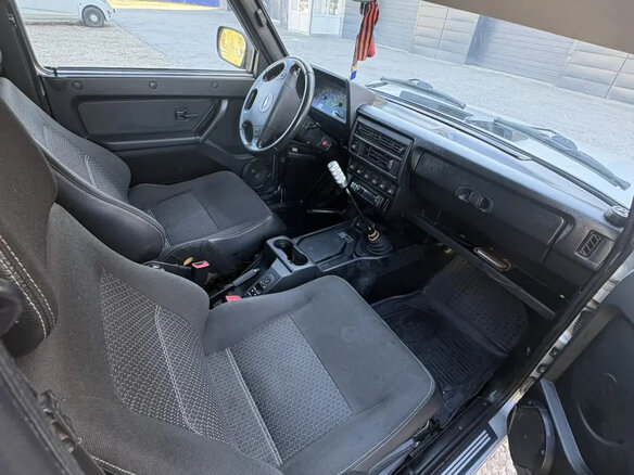 2017 Lada (ВАЗ) 2121 (4x4) Urban I Рестайлинг, серебристый, 530000 рублей - вид 4