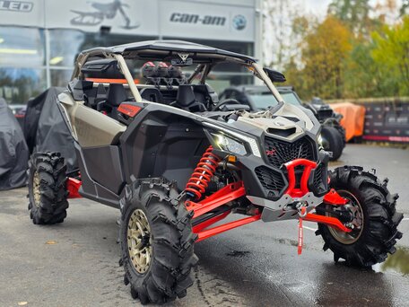 2022 BRP Can-Am Maverick X MR Turbo RR, золотистый, 3200000 рублей, вид 2