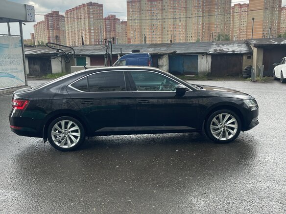 2017 Skoda Superb III, чёрный, 2300000 рублей - вид 7