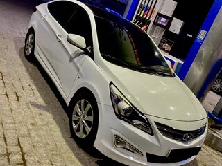 2016 Hyundai Solaris I Рестайлинг, белый, 1380000 рублей, вид 2